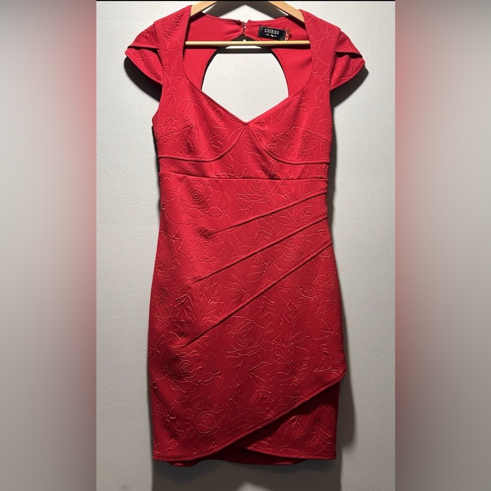 Guess Cap Sleeve Red Floral Sweetheart Neckline Bodycon Mini Dress Size 6